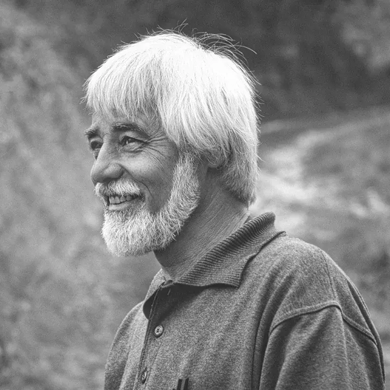 Portrait of Prof Wolfgang Lüftner