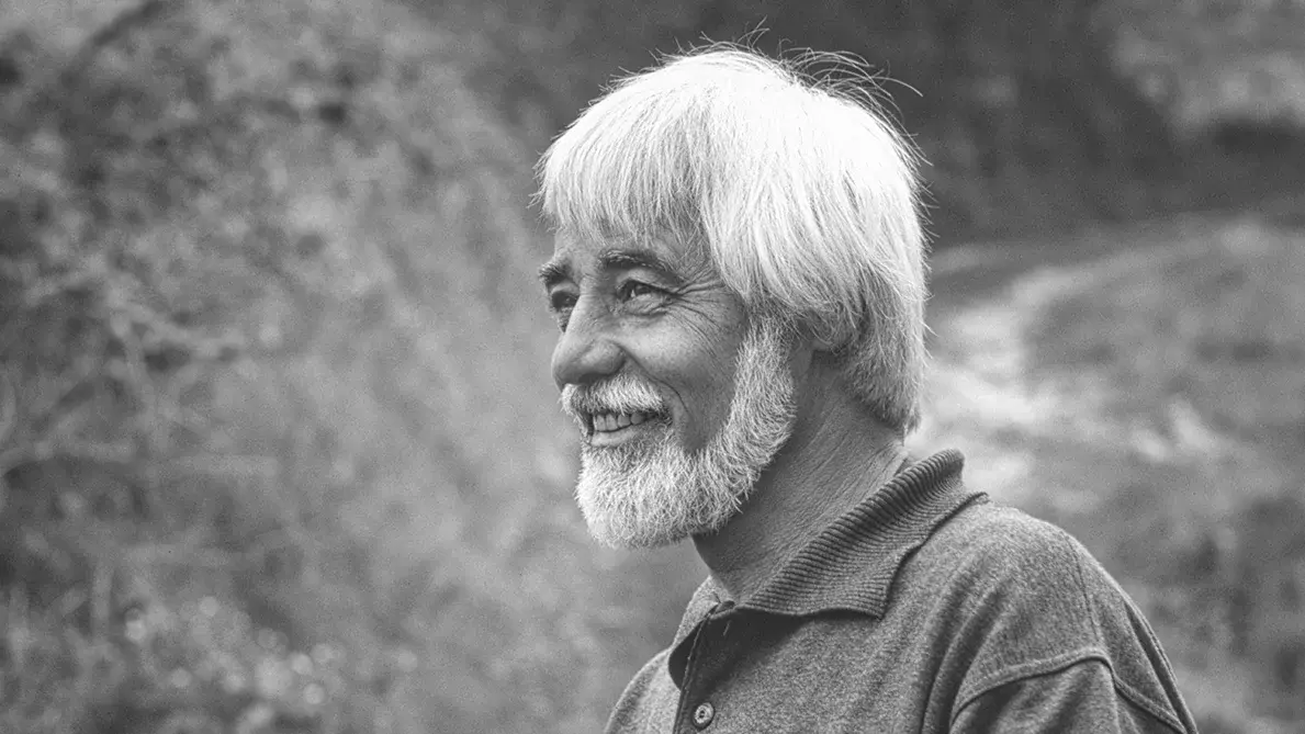 Portrait of Prof Wolfgang Lüftner