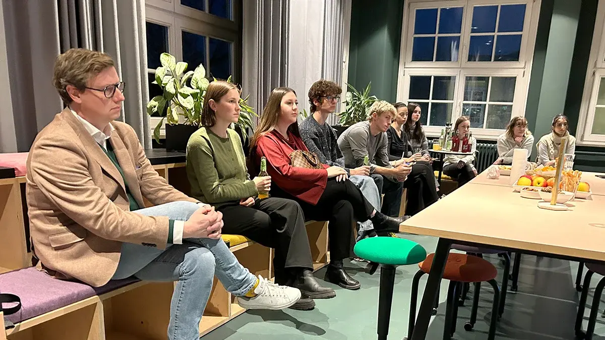 Studierende zu Gast bei PUK agency in Stuttgart.