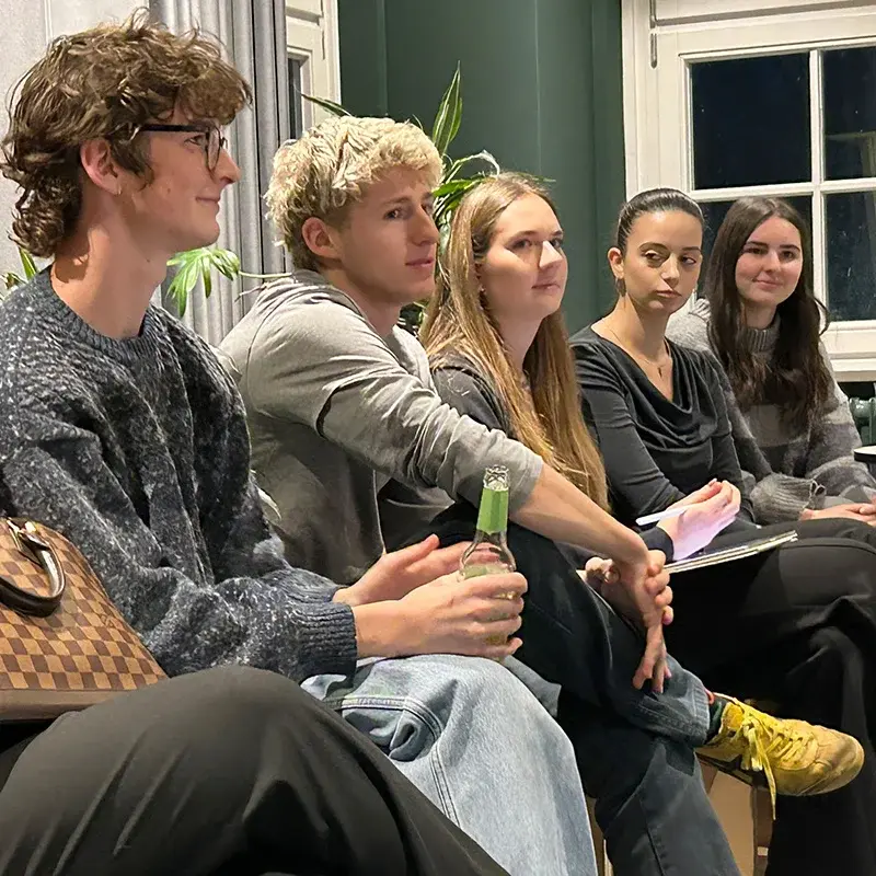 Studierende zu Gast bei PUK agency in Stuttgart.